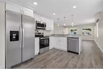 2511 27th Street S, Saint Petersburg, FL 33712 - Photo 14