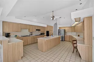 2714 Pine Club Dr, Plant City, FL 33566 - Photo 16
