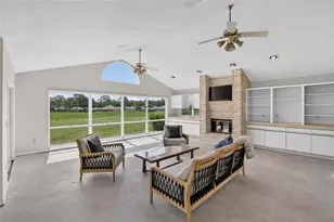 2714 Pine Club Dr, Plant City, FL 33566 - Photo 22