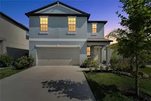 403 Royal Empress Dr, Ruskin, FL 33570 - Photo 1