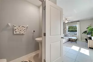 403 Royal Empress Dr, Ruskin, FL 33570 - Photo 6