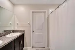 403 Royal Empress Dr, Ruskin, FL 33570 - Photo 40