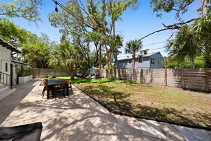 2235 5th St S, Saint Petersburg, FL 33705 - Photo 32