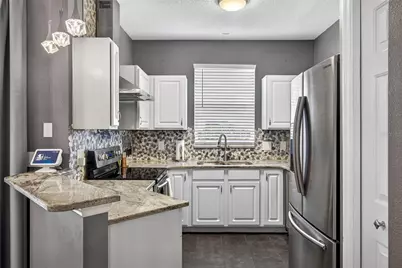 12315 Country White Circle, Tampa, FL 33635 - Photo 10