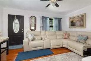 5130 Burlington Ave N, Saint Petersburg, FL 33710 - Photo 6