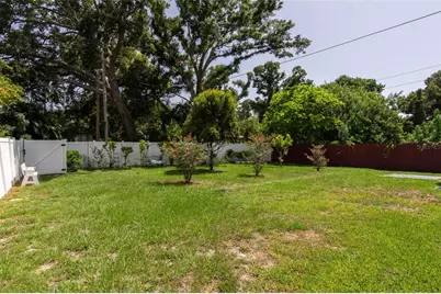 5130 Burlington Avenue N, Saint Petersburg, FL 33710 - Photo 20