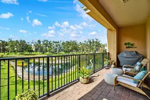 1226 3rd St Cir E, Palmetto, FL 34221 - Photo 2