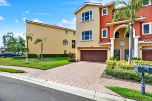 1226 3rd St Cir E, Palmetto, FL 34221 - Photo 1