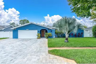 13179 Dorchester Drive, Seminole, FL 33776 - Photo 44