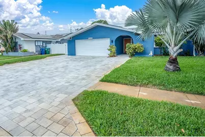 13179 Dorchester Drive, Seminole, FL 33776 - Photo 42