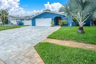 13179 Dorchester Dr, Seminole, FL 33776 - Photo 42