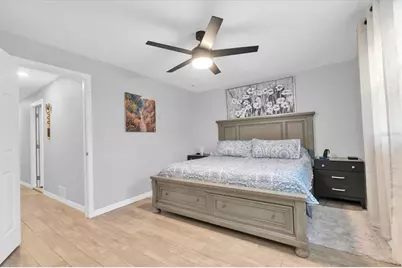 13179 Dorchester Drive, Seminole, FL 33776 - Photo 20