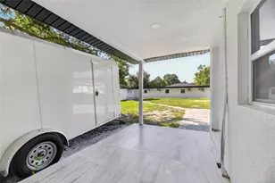 102 Garland Ct, Tampa, FL 33613 - Photo 28