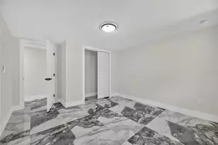 102 Garland Ct, Tampa, FL 33613 - Photo 82
