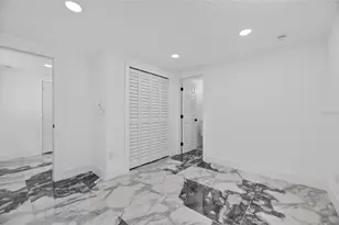 102 Garland Ct, Tampa, FL 33613 - Photo 18