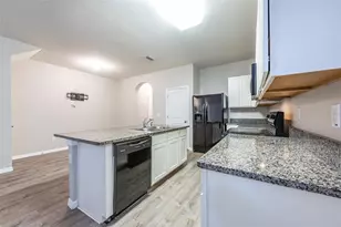 8908 Indigo Trail Loop, Riverview, FL 33578 - Photo 4