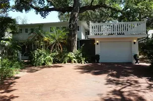 3302 W Villa Rosa St, Tampa, FL 33611 - Photo 1