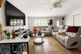 1341 Foxwood Dr, Lutz, FL 33549 - Photo 4