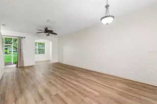 1140 Hillhurst Dr, Wesley Chapel, FL 33543 - Photo 10