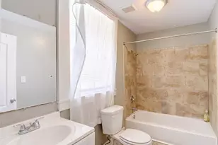 2020 Davis St, Tampa, FL 33605 - Photo 12