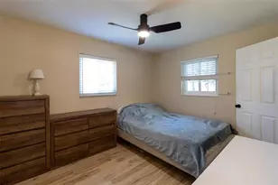 3018 19th Pl, Largo, FL 33774 - Photo 16