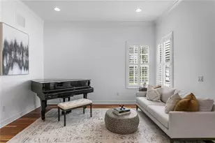 2113 Climbing Ivy Dr, Tampa, FL 33618 - Photo 6