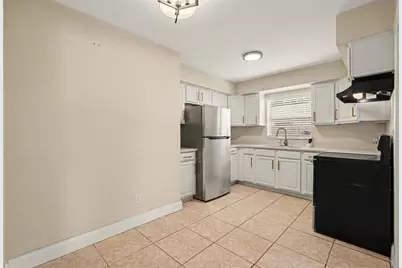 5733 66th Lane N, Saint Petersburg, FL 33709 - Photo 12