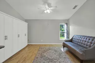 5924 Willow Creek Ct, New Port Richey, FL 34655 - Photo 8