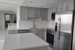 4015 Bayshore Blvd, Tampa, FL 33611 - Photo 4
