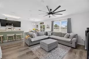 8115 Harwich Port Ln, Gibsonton, FL 33534 - Photo 14