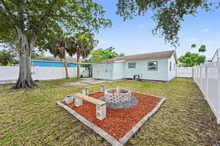 3719 39th St N, Saint Petersburg, FL 33713 - Photo 12