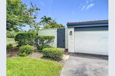780 Sarabay Road #16, Osprey, FL 34229 - Photo 4