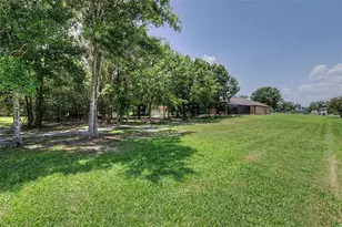 27928 Austin Woods Dr, Dade City, FL 33525 - Photo 48