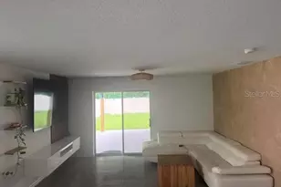 37389 Sharks Eye Ln, Zephyrhills, FL 33541 - Photo 2