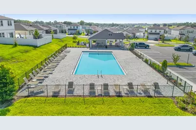 38465 Honeysuckle Drive, Dade City, FL 33525 - Photo 2