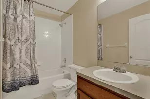 7224 Lumber Port Dr, Sun City Center, FL 33573 - Photo 12