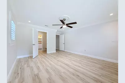 8270 30th Avenue N, Saint Petersburg, FL 33710 - Photo 26