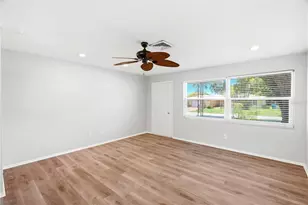 2437 Rutland Ln, Clearwater, FL 33763 - Photo 12
