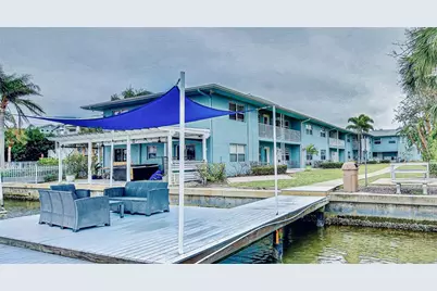 300 Venetian Drive #3, Clearwater, FL 33755 - Photo 2