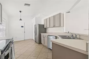 13102 Early Run Ln, Riverview, FL 33578 - Photo 12