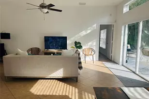 13102 Early Run Ln, Riverview, FL 33578 - Photo 6