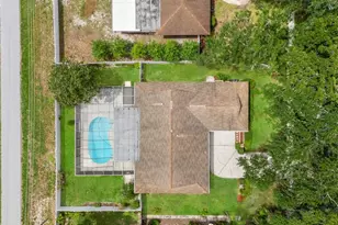 2942 Clubhouse Dr W, Clearwater, FL 33761 - Photo 30