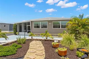 7165 Mt Georgetown Dr NE, Saint Petersburg, FL 33702 - Photo 12