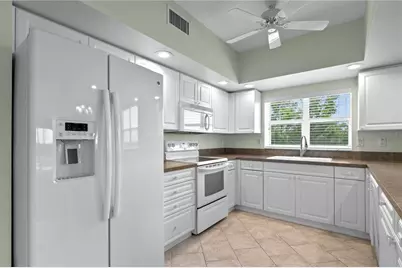 1200 Country Club Drive #1301, Largo, FL 33771 - Photo 8