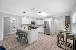 1901 E New Orleans Ave, Tampa, FL 33610 - Photo 6