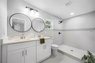 1901 E New Orleans Ave, Tampa, FL 33610 - Photo 8