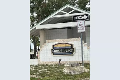 1612 Gulf Beach Boulevard, Tarpon Springs, FL 34689 - Photo 54