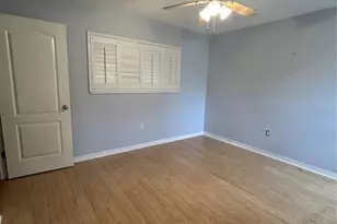 1612 Gulf Beach Blvd, Tarpon Springs, FL 34689 - Photo 44