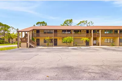 10 Quails Run Boulevard #8, Englewood, FL 34223 - Photo 2