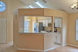 4029 Quail Briar Dr, Valrico, FL 33596 - Photo 8